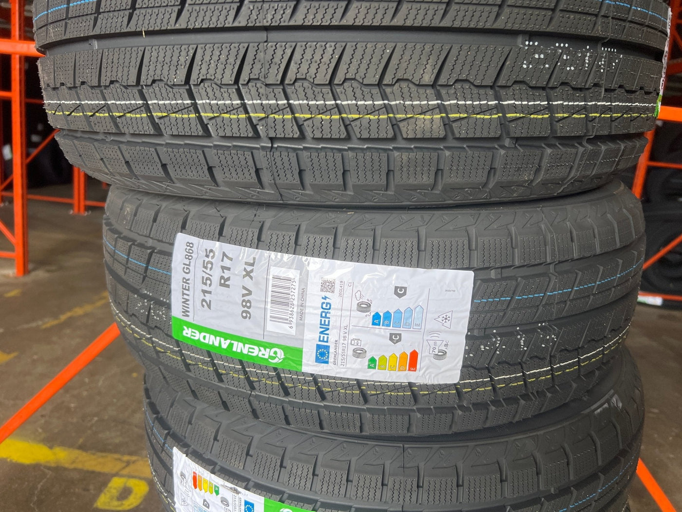215/55R17 GRENLANDER GL868 WINTER