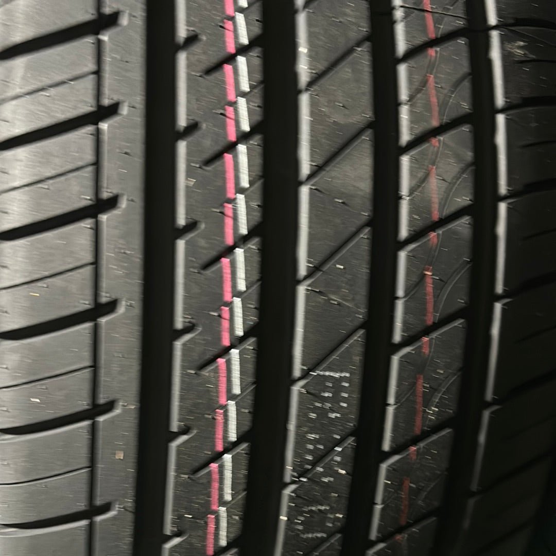 275/45R20 GRENLANDER L-ZEAL56 UHP PASSENGER