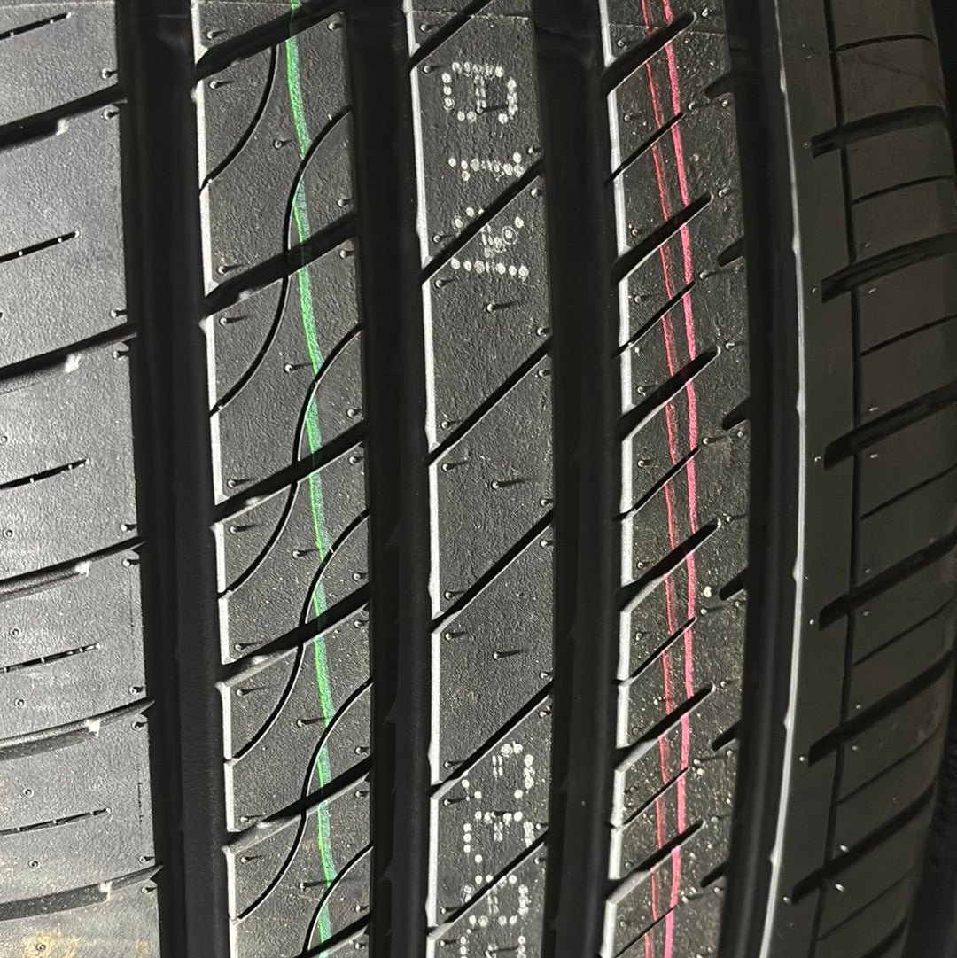 275/55R19 GRENLANDER L-ZEAL56 UHP PASSENGER