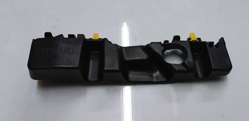 HYUNDAI KONA 2018-2023 — FRONT OUTER BUMPER BRACKET RH; PLASTIC; KONA 2018-2021 ( EXCEPT EV )