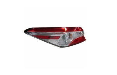TOYOTA CAMRY 2018-2024 — OUTER TAIL LIGHT LH; US BUILT; L/LE; W/O SMOKED/LED; CAMRY/HYBRID 18-20
