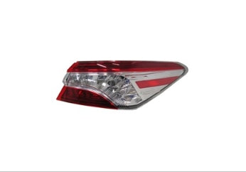 TOYOTA CAMRY 2018-2024 — OUTER LED TAIL LIGHT RH; W/O SMOKE; US BUILT XLE; CAMRY/HYB 2018-2020