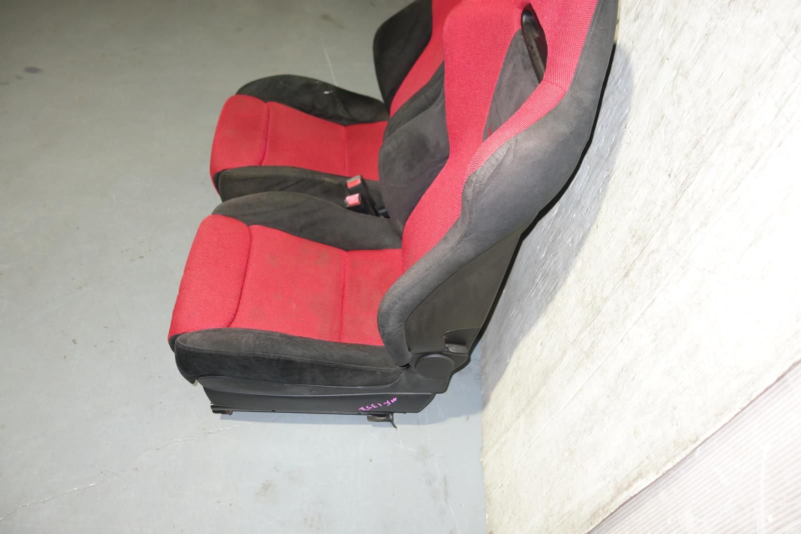 JDM Honda Civic Type R Ep3 Recaro Seats Front Recaros Seat With Rails Red / Black 2001 2002 2003 2004 2005