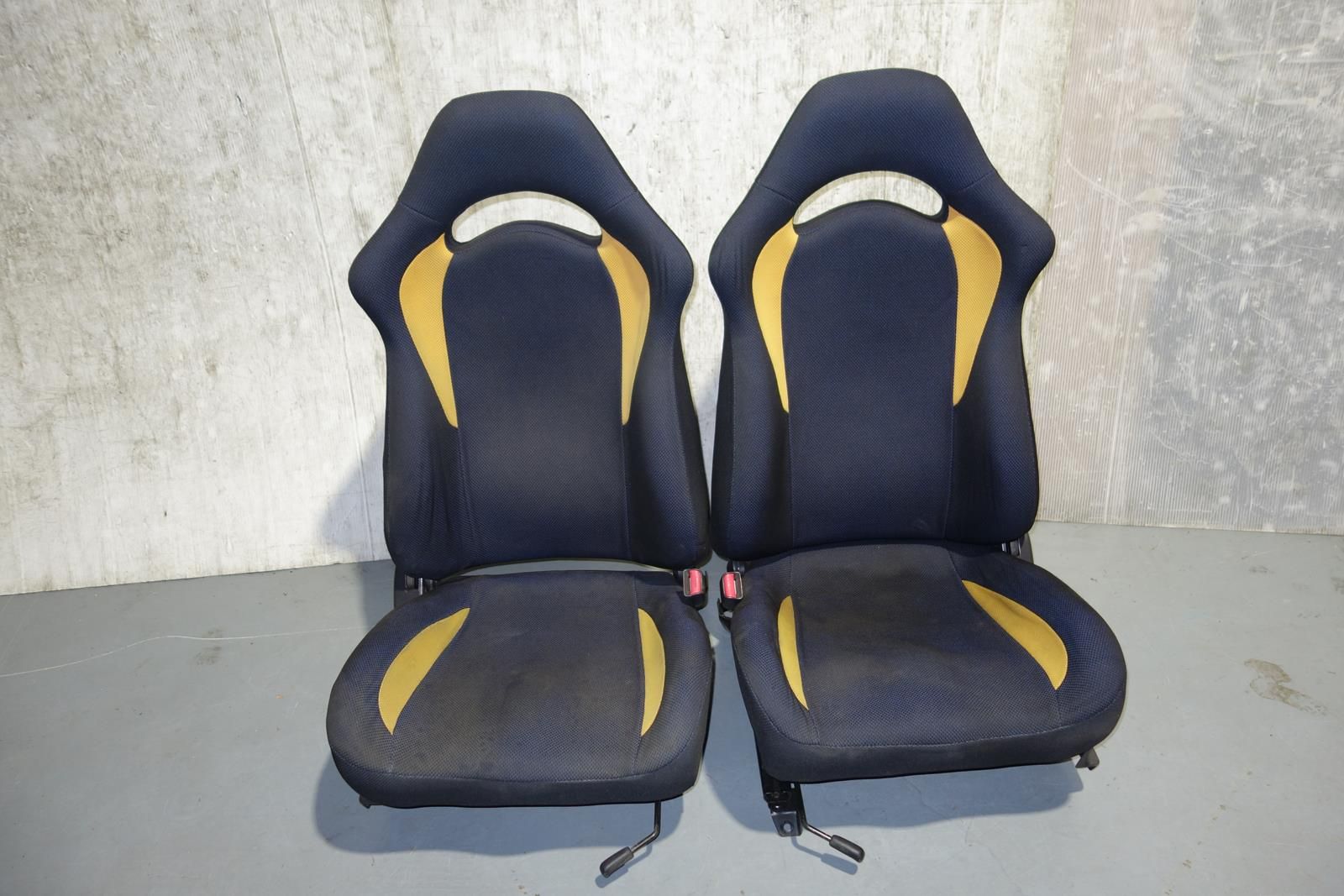 JDM Subaru Impreza WRX GC8 GF8 Front Seats Pair With Rails 1993-2001 V5 V6