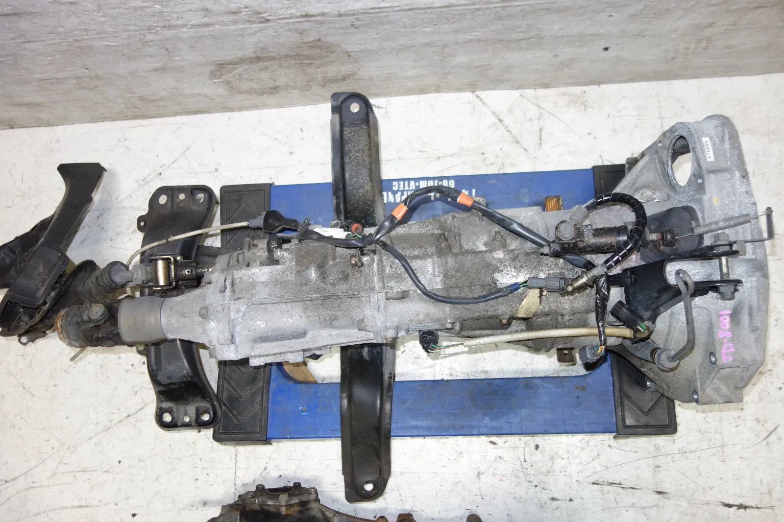 JDM Subaru Impreza WRX Legacy Forester Turbo 5speed AWD Transmission 4.44 Differential Pull Type 1999-2005
