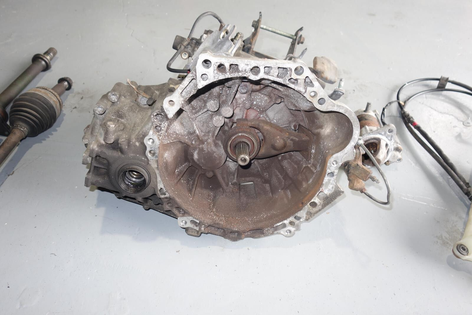 JDM Toyota Celica GT-S LSD 6-Speed Transmission 2zz-ge 2000-2005 GTS GT 2ZZ GE