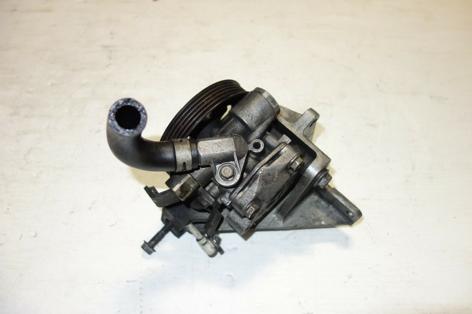 JDM Subaru Impreza WRX & STi OEM GENUINE Power Steering Pump EJ207 V7 Low Miles