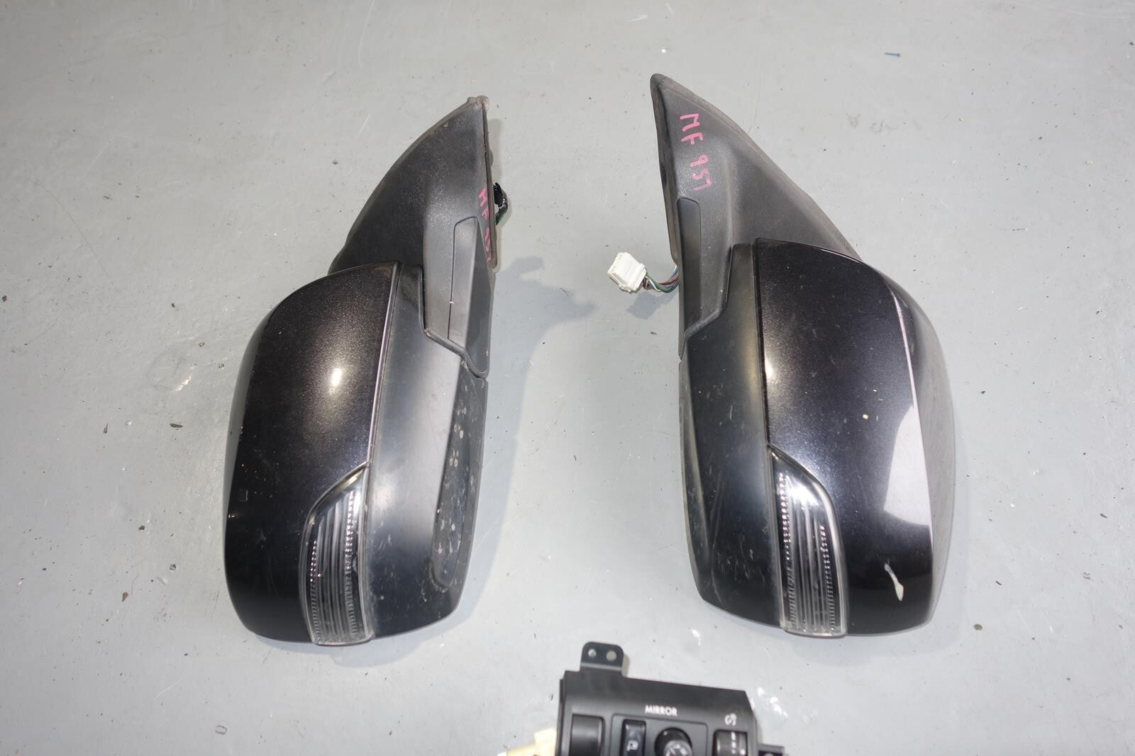 JDM 2010-2014 SUBARU LEGACY OEM POWER FOLDING MIRRORS SWITCH AUTO FLIP BR BM