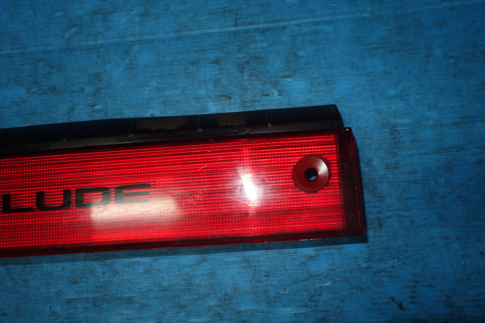 JDM Honda Prelude OEM Rear Center Garnish Ba4 BA5 1990 1991 Red #5155