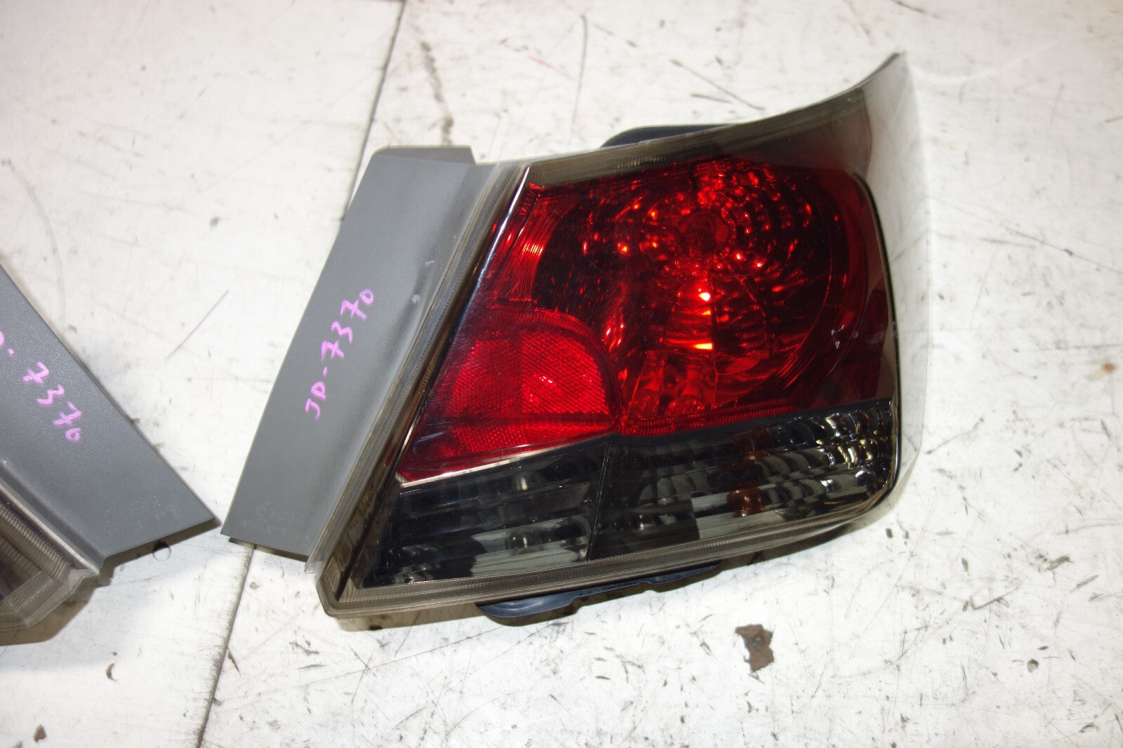JDM 2008-2012 GENUINE HONDA ACCORD INSPIRE CP3 OEM TAIL LIGHTS TAIL LAMPS 4 DOOR