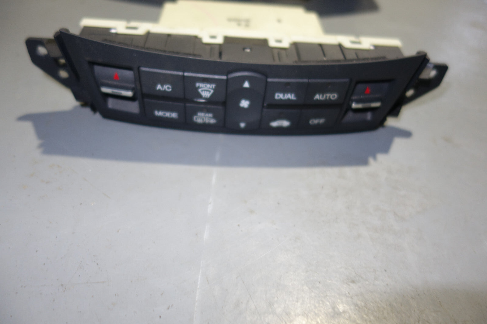 JDM Acura TSX Center Console Air Vent CW2 77610-TL0A Honda Accord 2009-2014