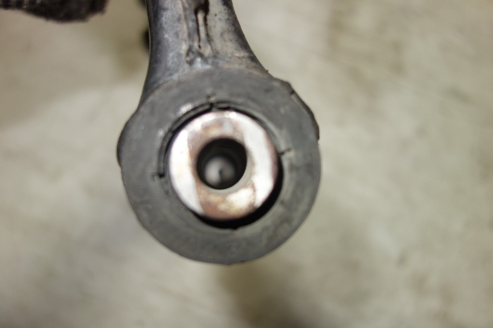 JDM 1993-1997 MAZDA MIATA OEM FRONT LOWER CONTROL ARM PASSENGER RIGHT SIDE
