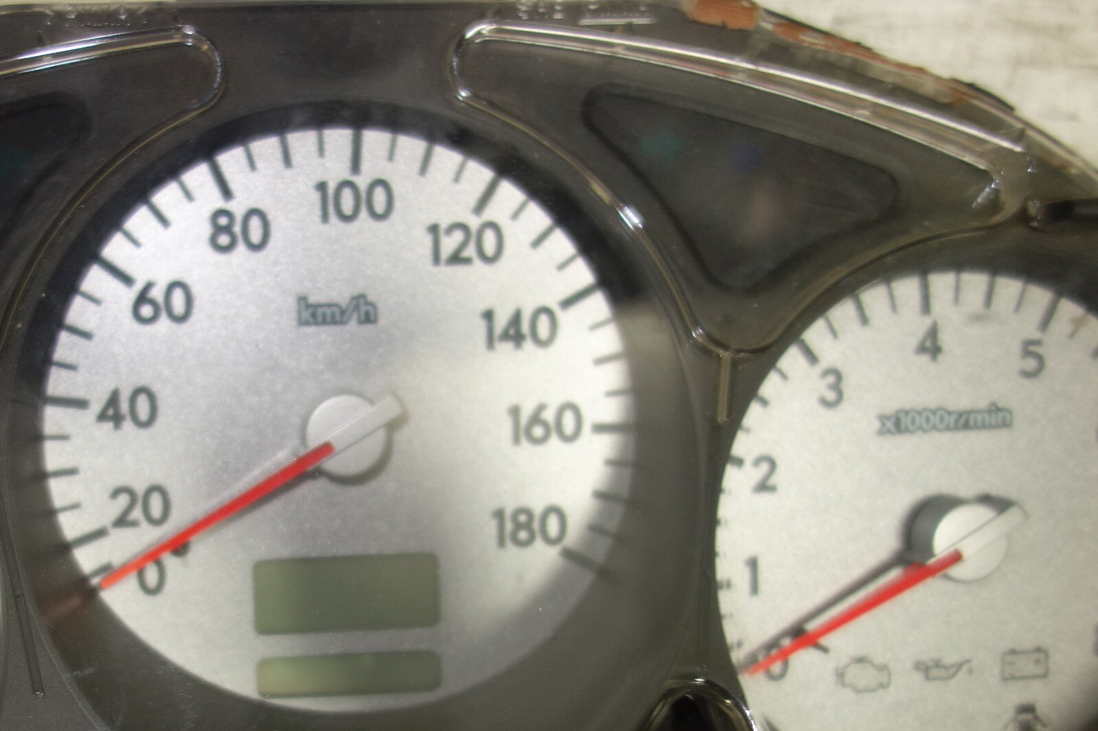 JDM Subaru Forester OEM Gauge Cluster Speedometer Manual M/T 2003-2008