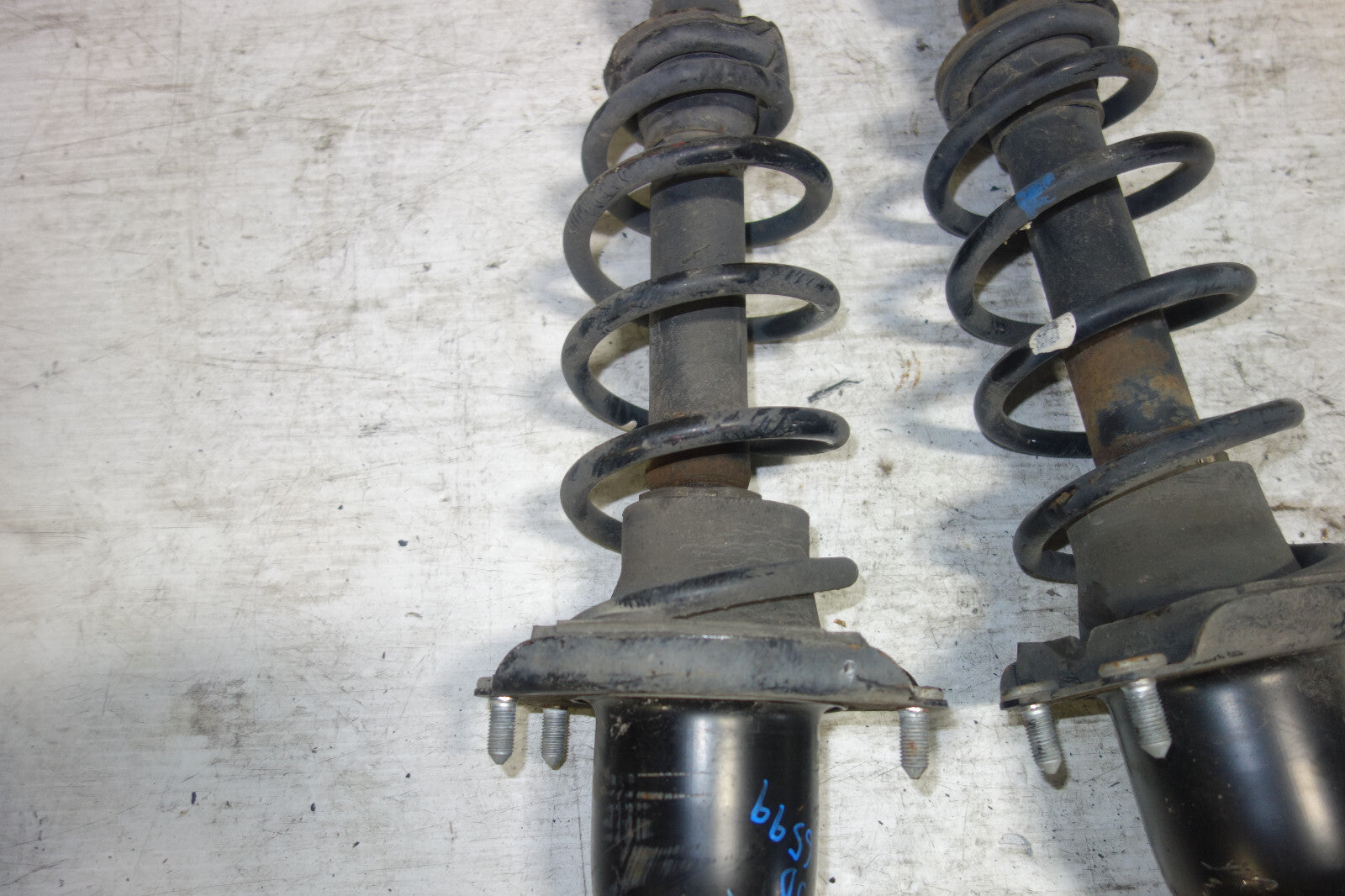 JDM Toyota Celica OEM Rear Shocks Struts Springs Suspension 2000-2005 GT GT-S