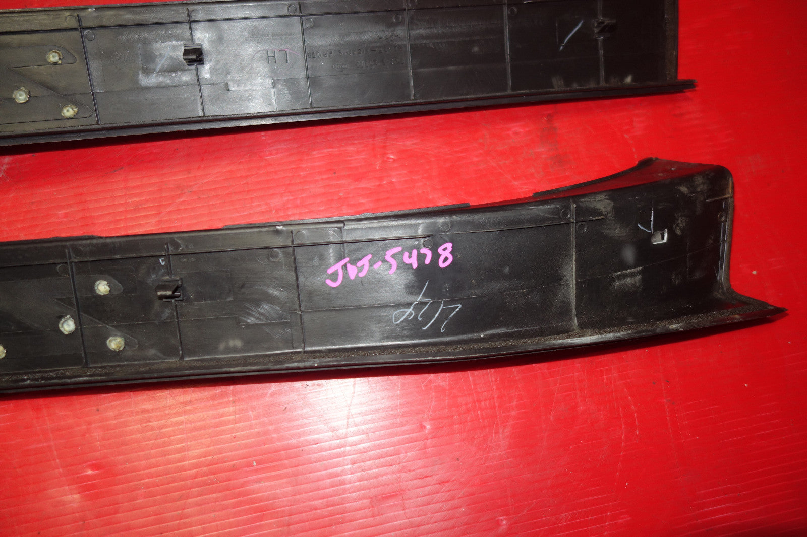 JDM Nissan 350z Z33 OEM Door Sills Side Steps Trim Panel 2003-2005 #5478