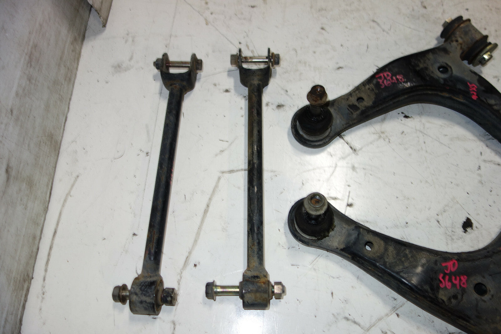 JDM Lexus IS300 / Altezza Rear Control Arms Suspension Set SXE10 OEM 2001-2005