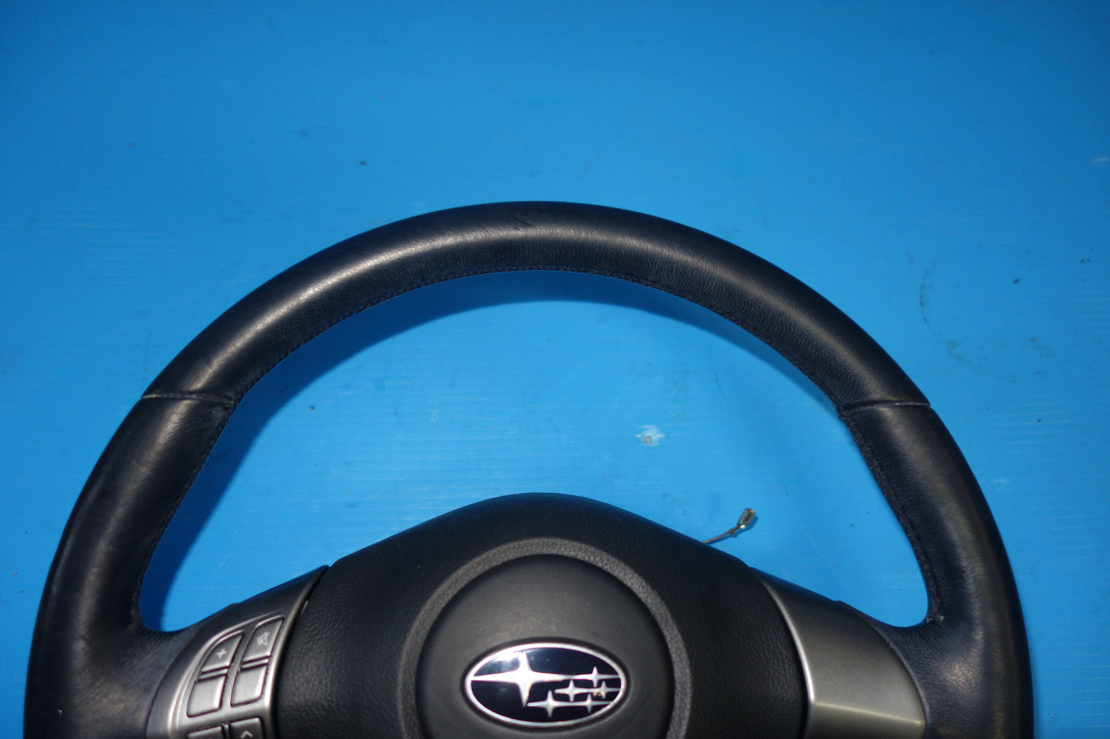 JDM Subaru Impreza Forester Legacy OEM Momo Steering Wheel & Hub Rare GDB BP5