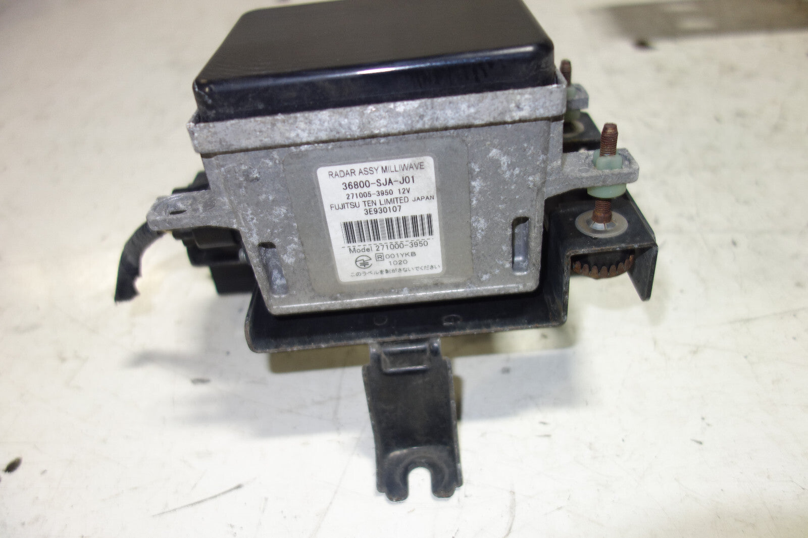 JDM Acura RL Radar Assembly Cruise Sensor Milliwave Distance OEM 2005-2008 KB1