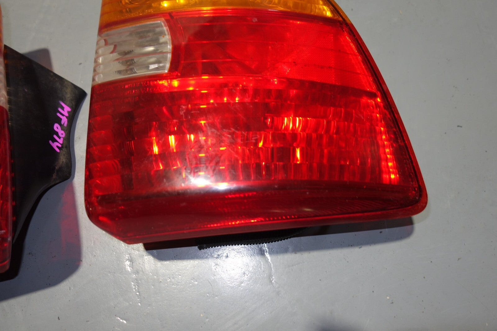 JDM 2000-2005 TOYOTA CELICA OEM TAIL LIGHTS LEFT & RIGHT TAIL LAMPS 2000-2005