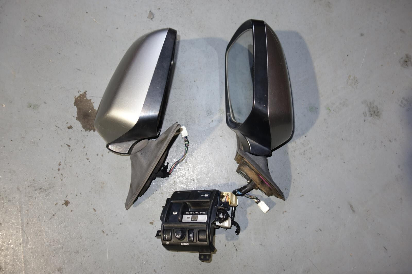 JDM Subaru Legacy Power Folding Door Mirrors Lights Switch BRM BR9 2010-2014