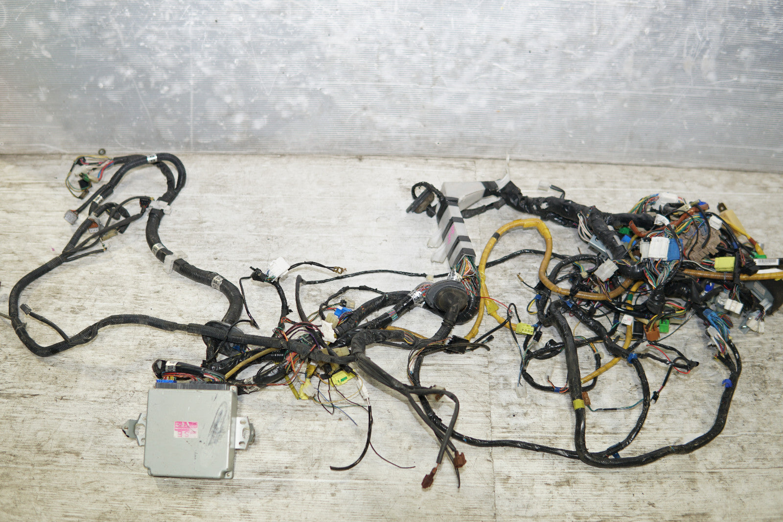 JDM Subaru Forester STi SF5 EJ205 Turbo Computer Wire Harness Wiring 1001079000