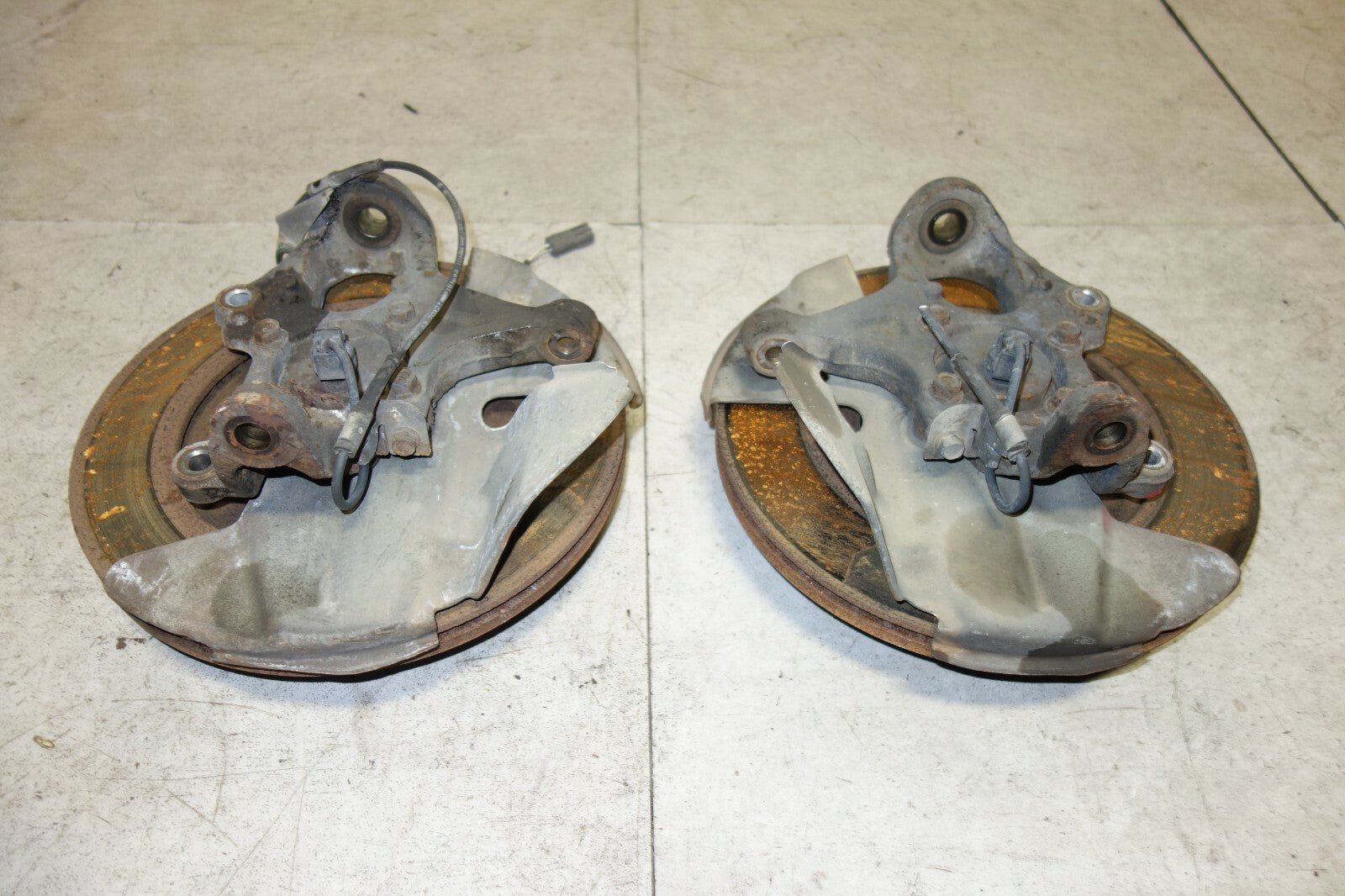 JDM Mazda RX8 Front Spindles Knuckles Hub USED OEM 2004 2005 2006 2007 2008