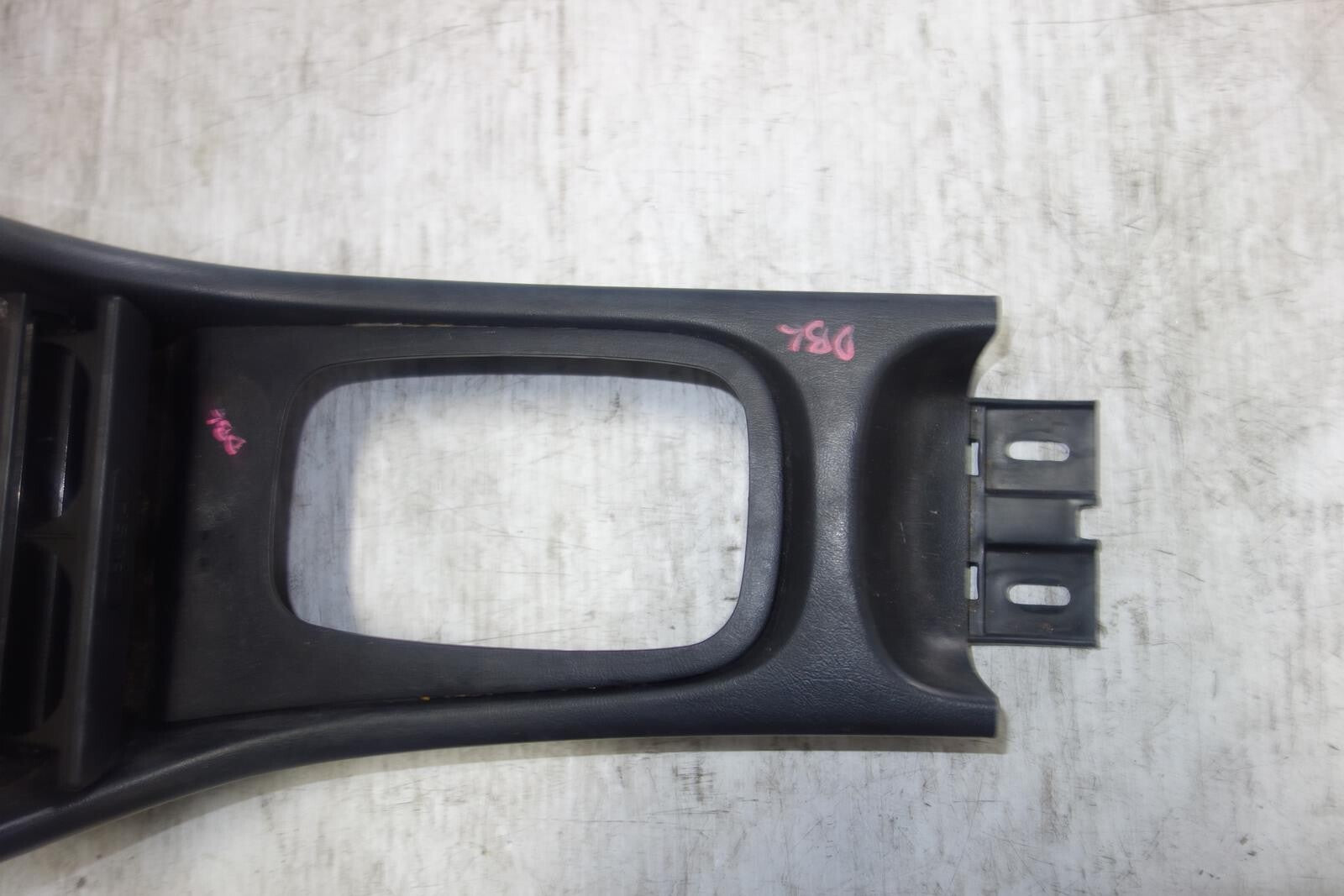 JDM Acura Integra Arm Rest Center Shifter Console Cup Holder Ash Tray 1994-2001