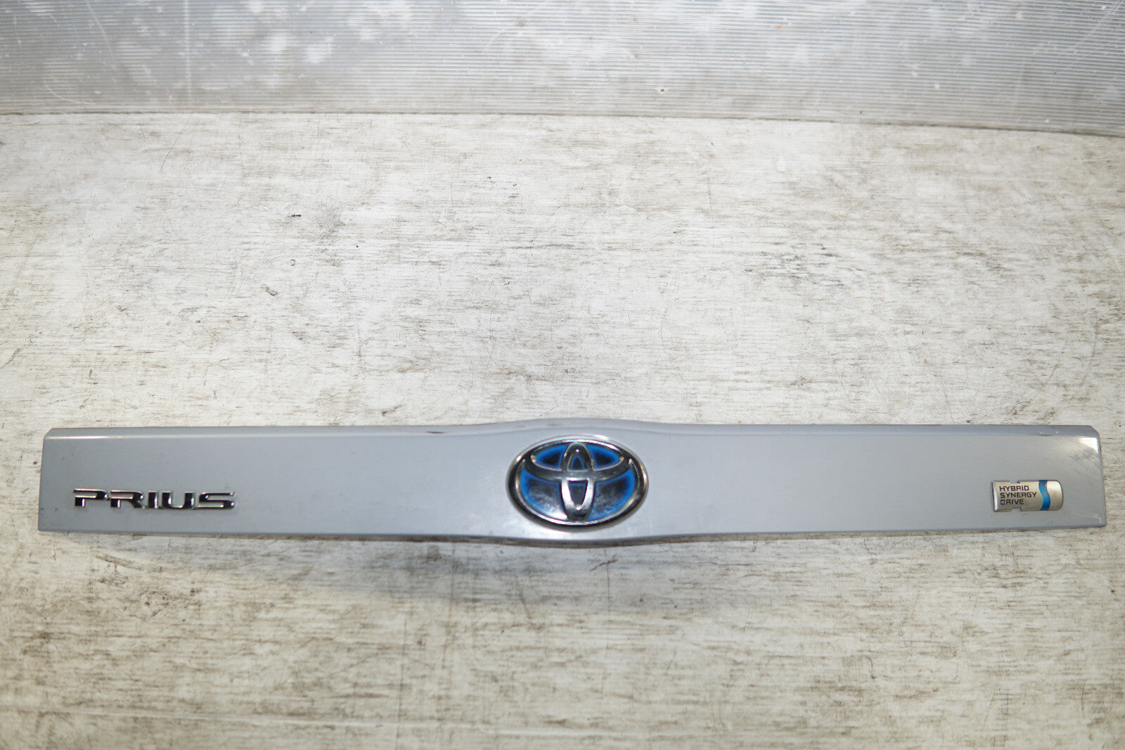 JDM Toyota Prius Rear Garnish Center Liftgate 2010-2015 OEM Genuine