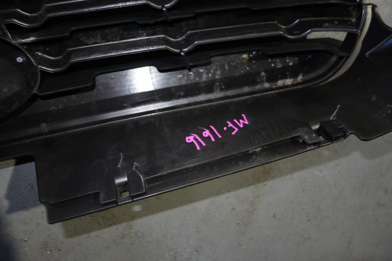 JDM Subaru Legacy Oem Grille BP5 BL5 2008-2009 MF-1616