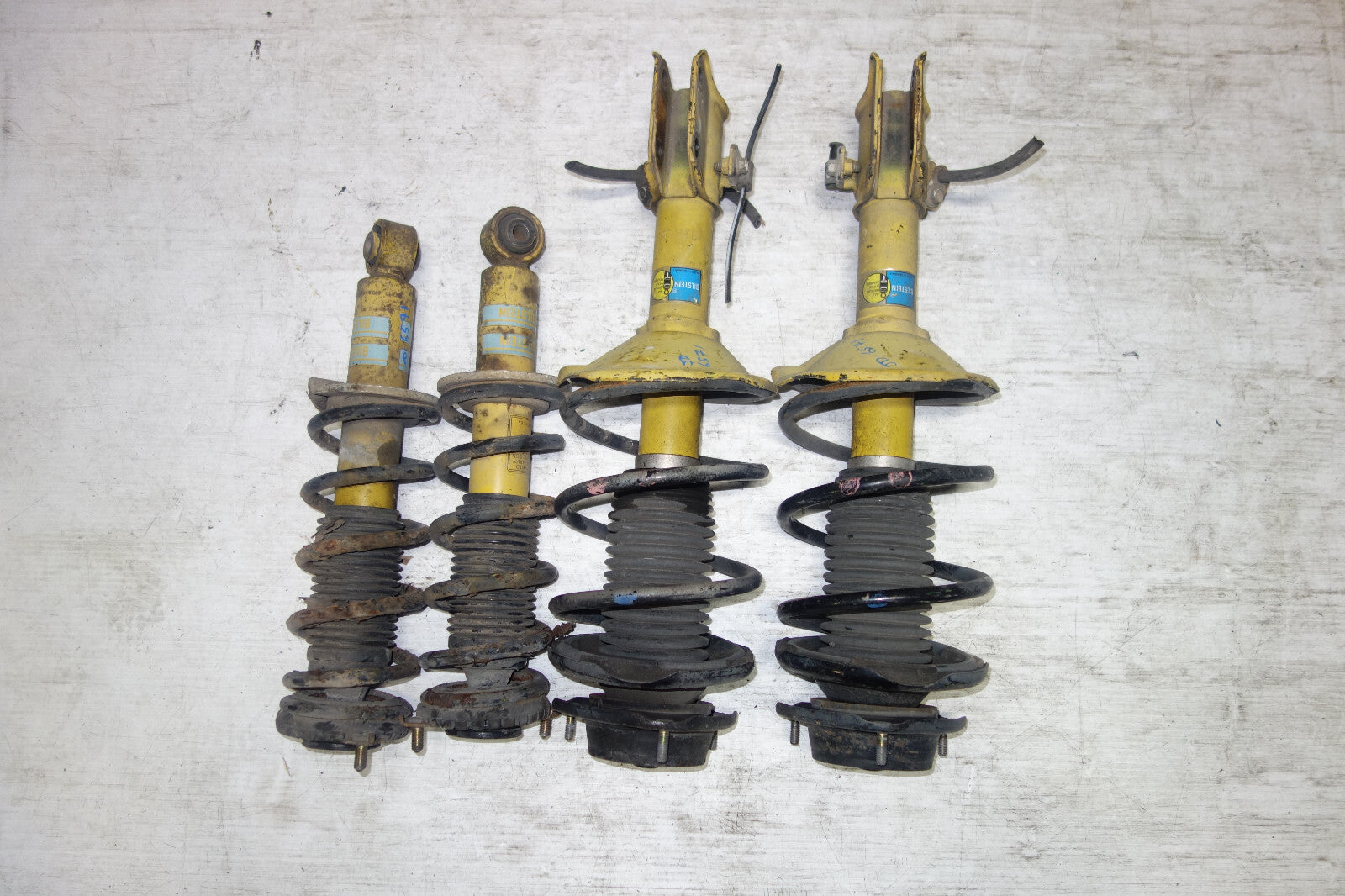 JDM Subaru Legacy Bilstein Front Shocks Coil Springs Strut Suspension 1998-2004