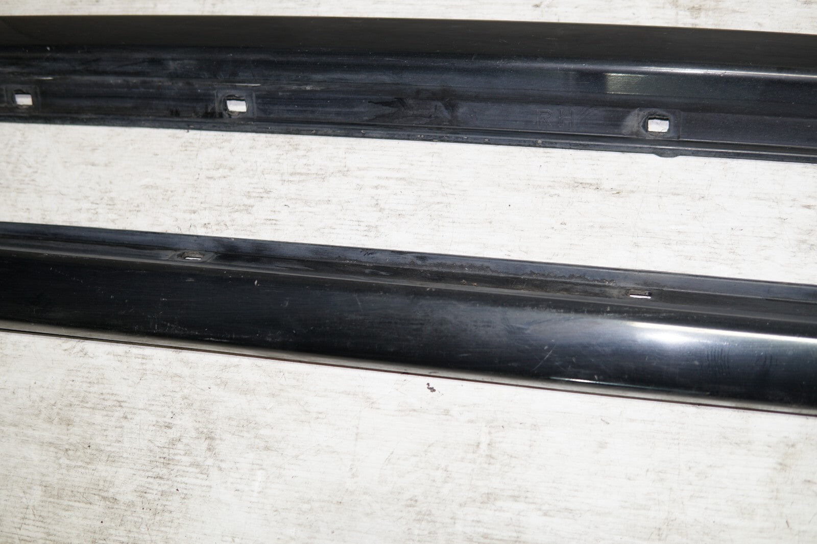 JDM 2005-2009 GENUINE SUBARU LEGACY SPEC B OEM SIDE SKIRTS SPATS LEGACY OUTBACK