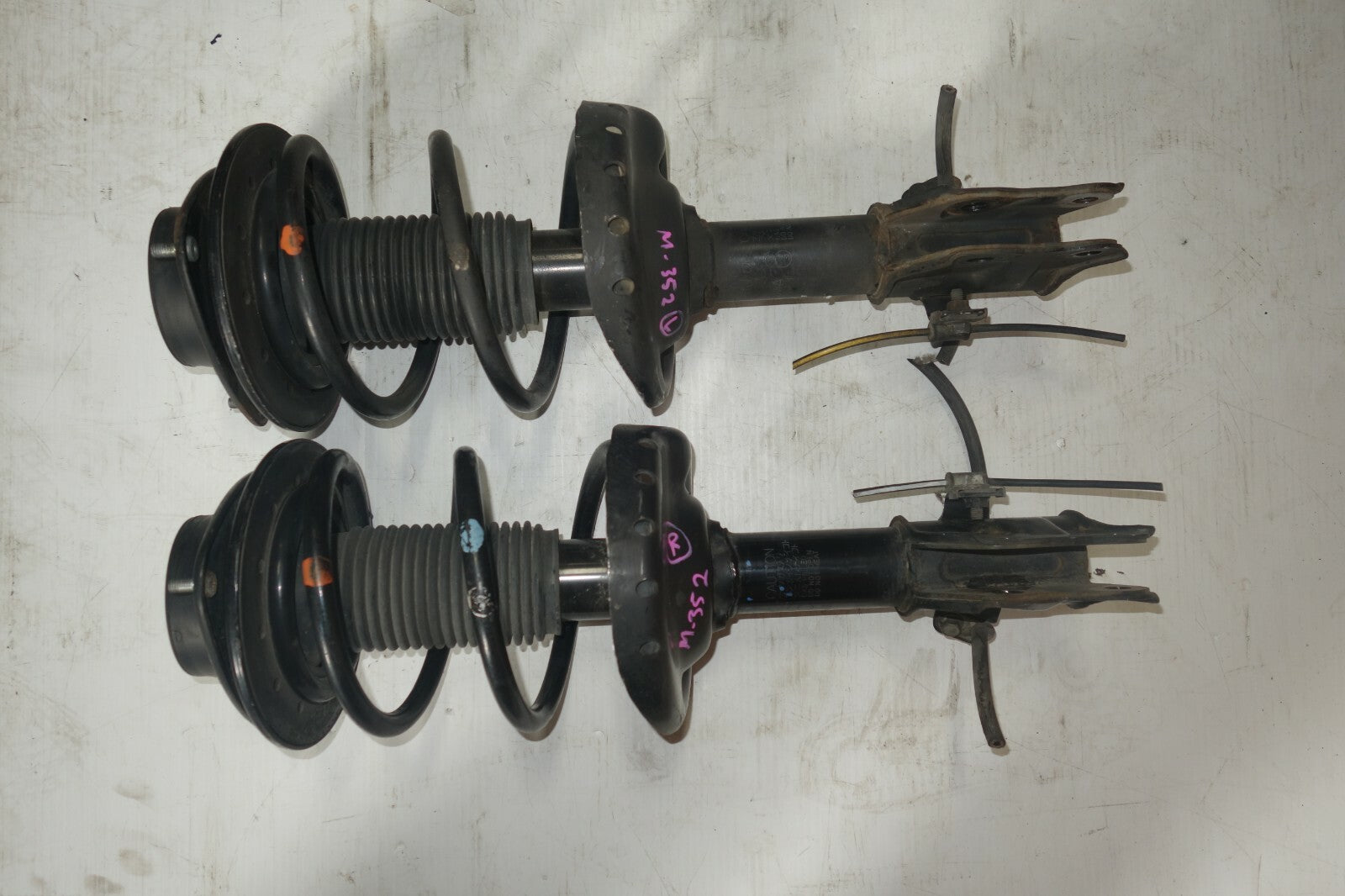 JDM 2008-2014 SUBARU IMPREZA WRX OEM KYB FRONT SHOCKS STRUT COIL SPRING GENUINE