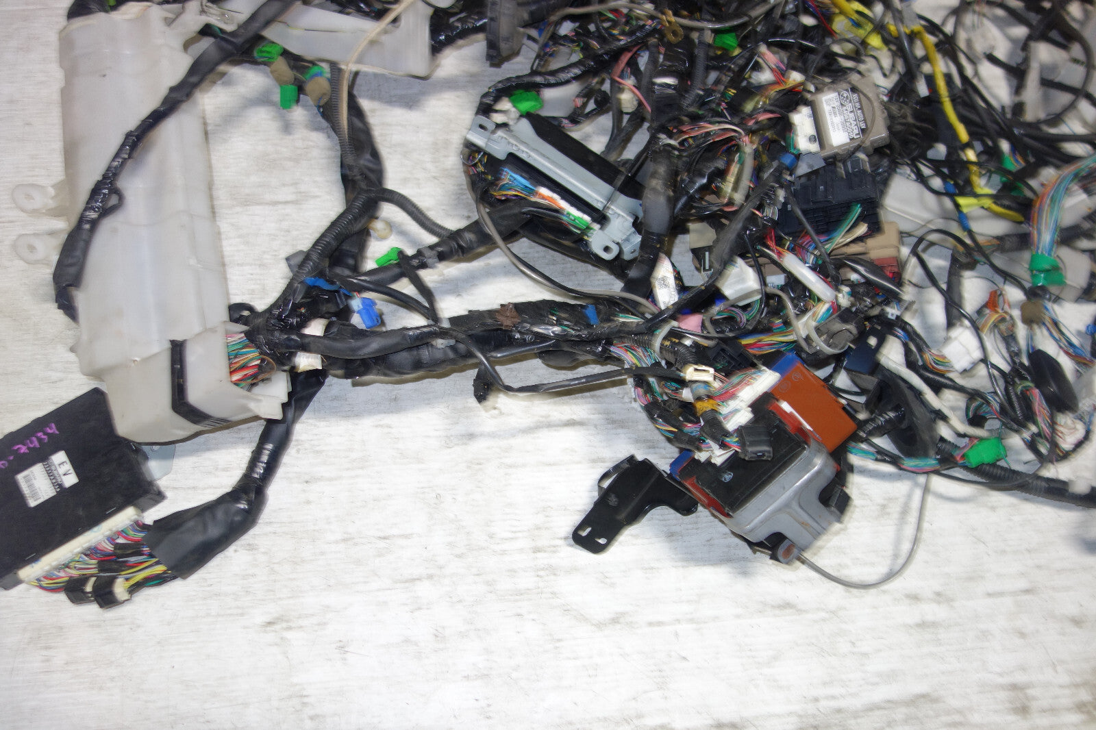 JDM Subaru Legacy EJ20 Turbo 6speed Computer Wire Harness Loom Wiring 22611AN150