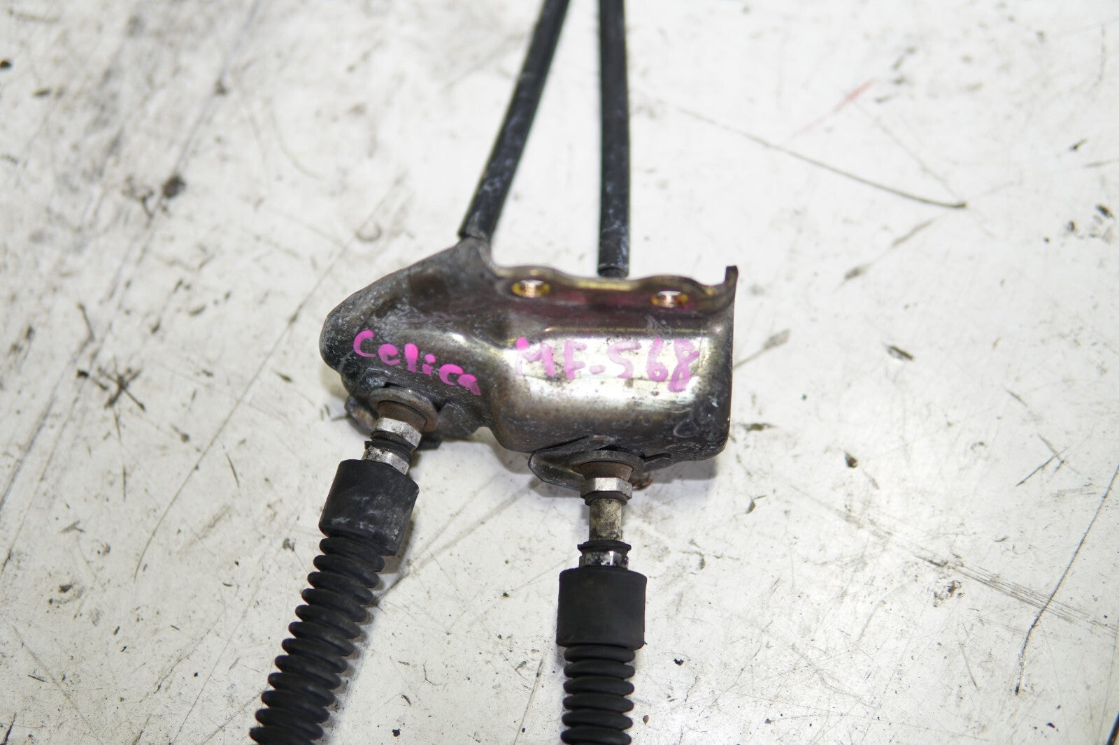 JDM 2001-2005 TOYOTA CELICA ZZT231 OEM SHIFTER CABLE 6 SPEED MANUAL M/T MF-568