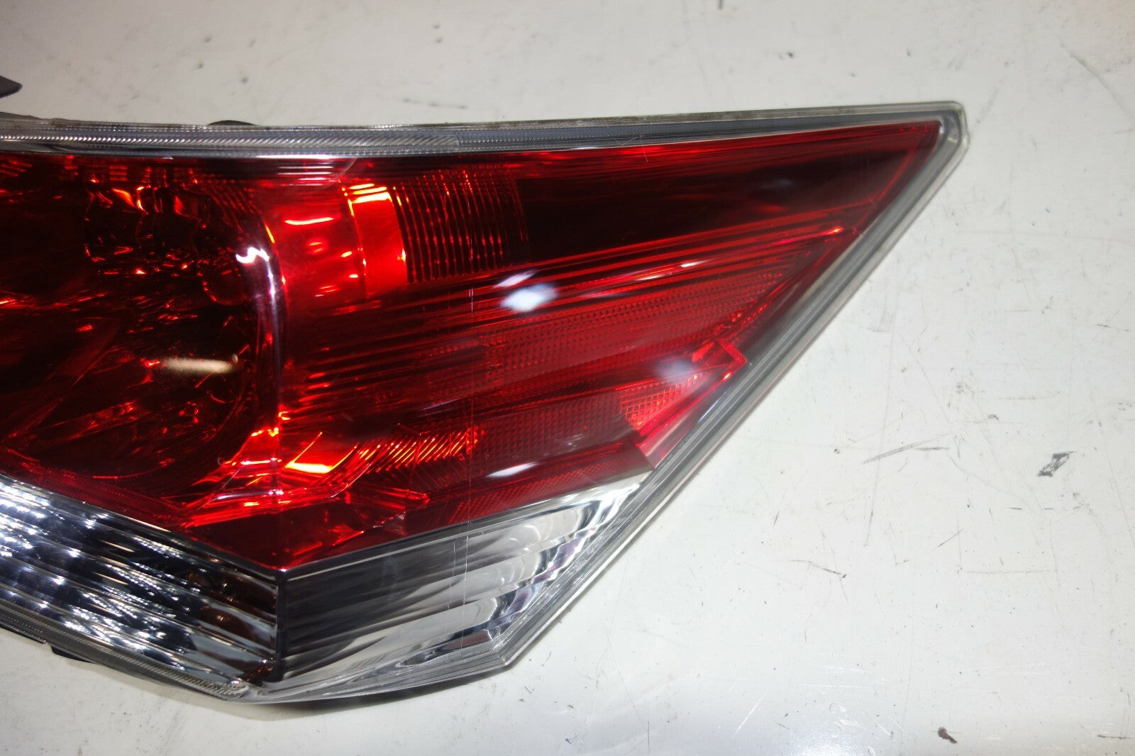 2011-2012 JDM Honda Accord CP3 Tail Lights Lamps Pair OEM 4-door