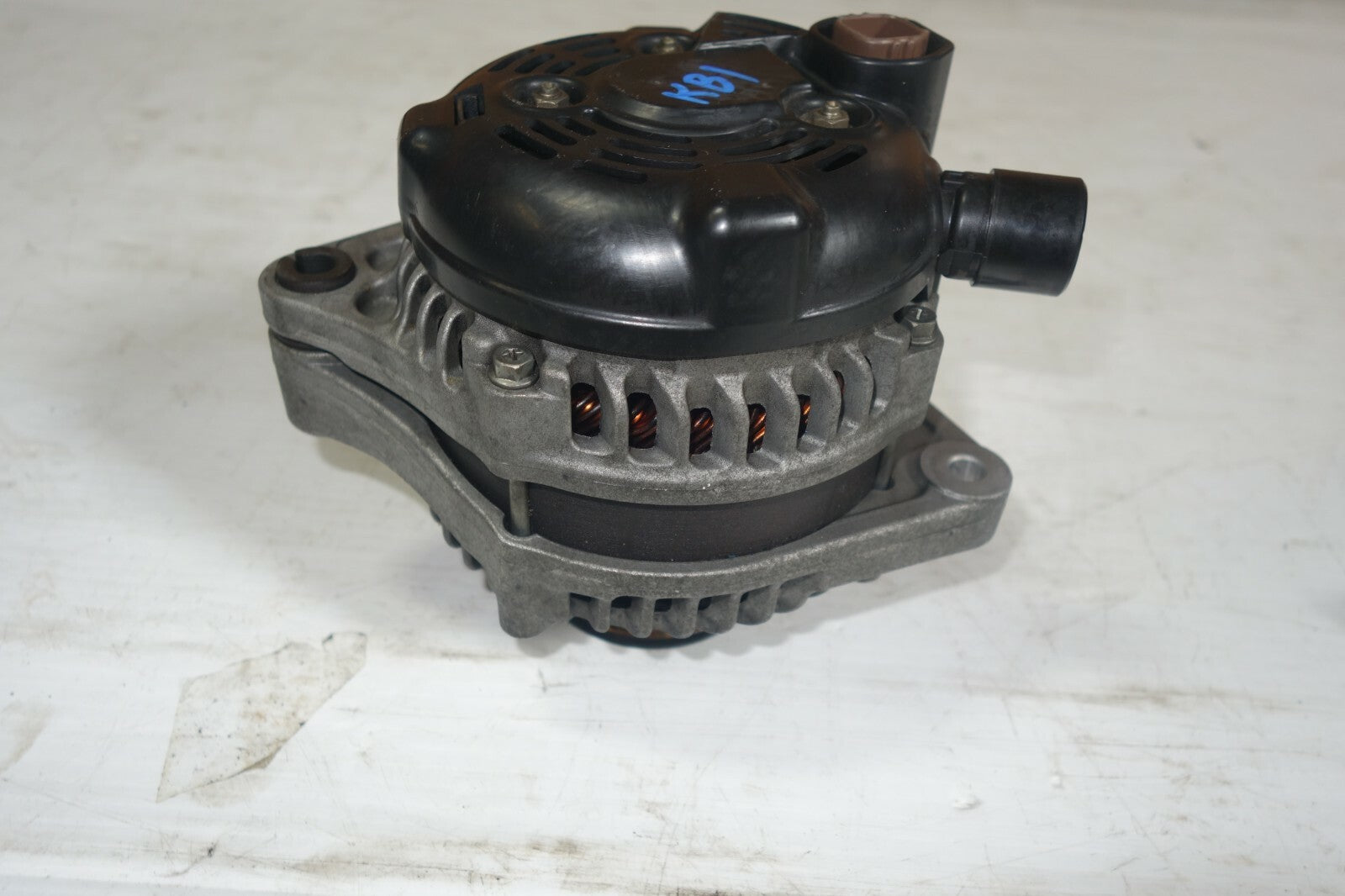 JDM 2005-2008 ACURA RL KB1 OEM USED ALTERNATOR HONDA LEGEND Fits:ACURA RL KB1