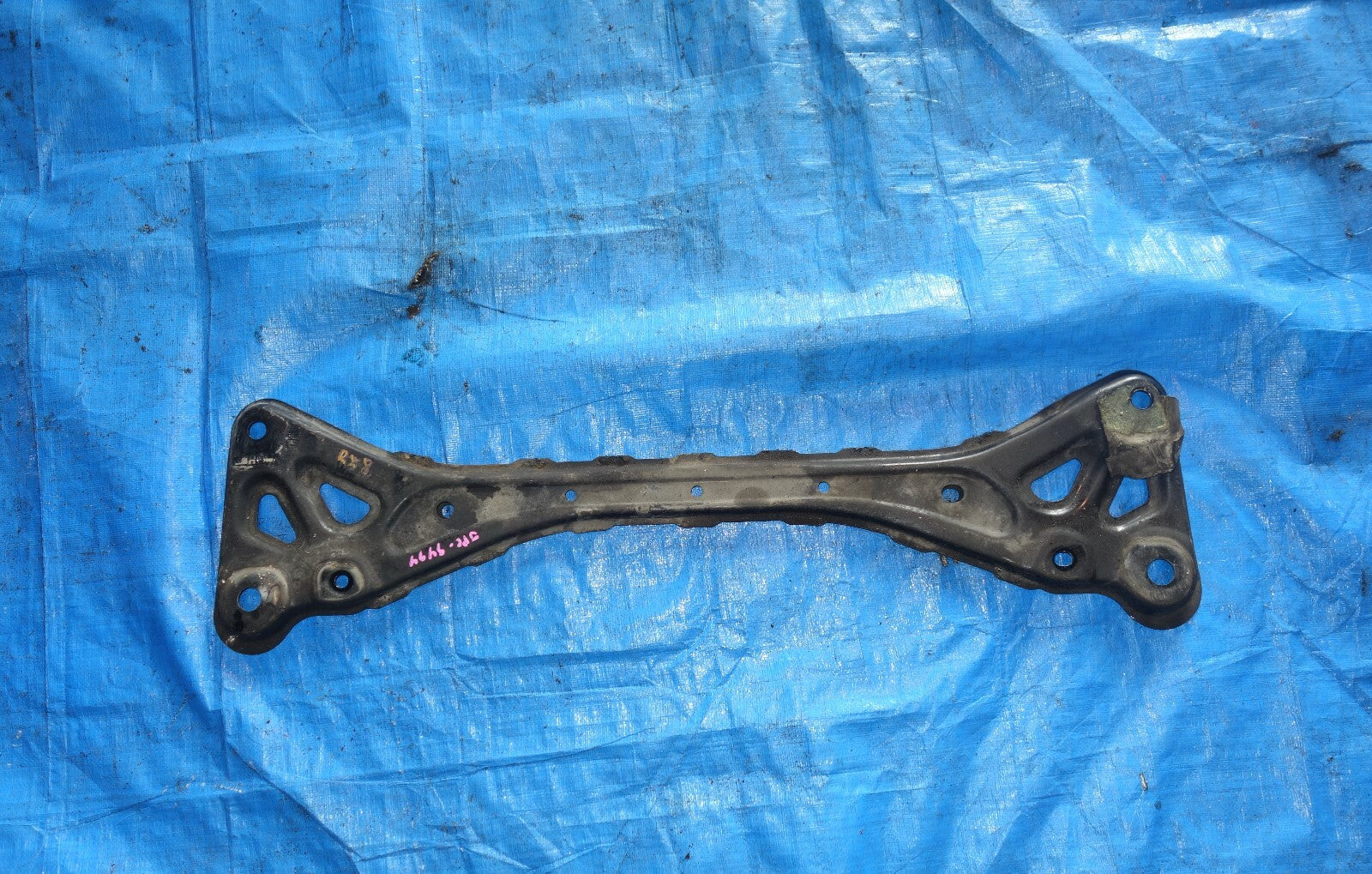 Mazda RX-8 Transmission Brace Subframe Crossmember X-Member SE3P 2004-2008 OEM