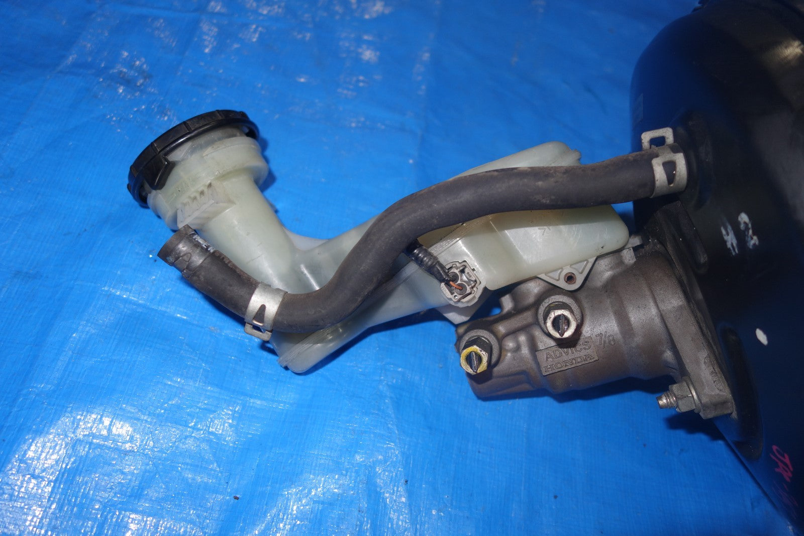 JDM Acura RL KB1 OEM Brake Booster & Master Cylinder Advics 2005-2008 #3053