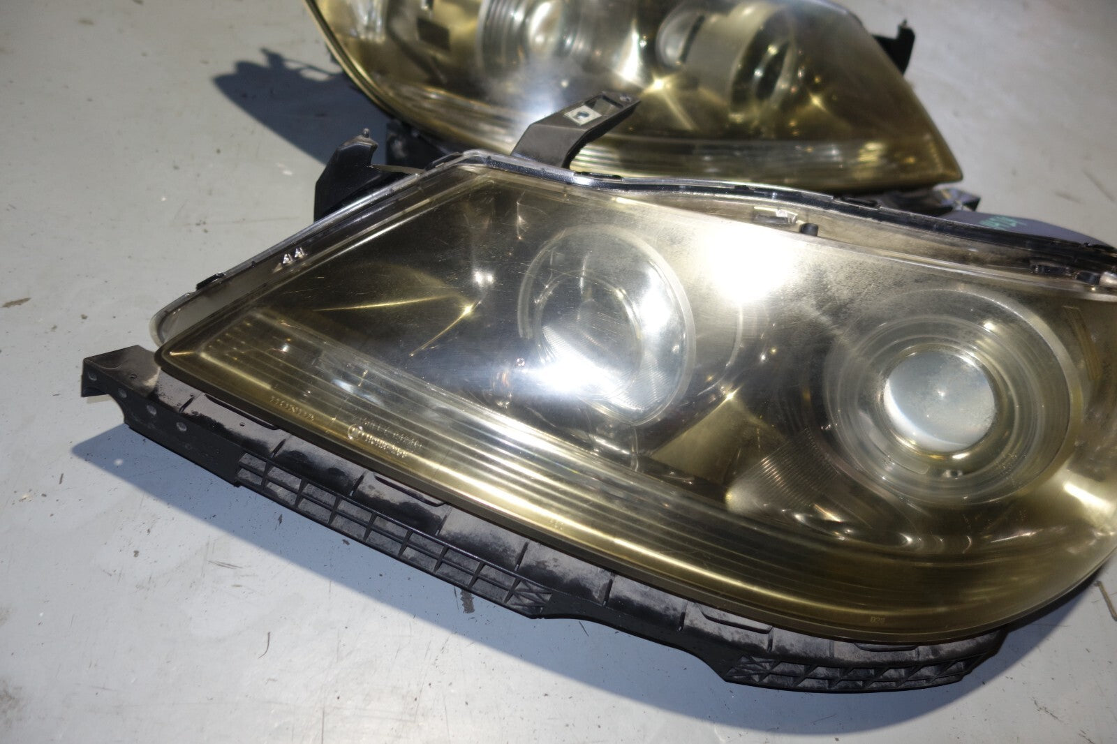 JDM 05-08 GENUINE ACURA RL CLEAR OEM HID HEAD LIGHTS KB1 HEADLIGHTS PAIR LH & RH