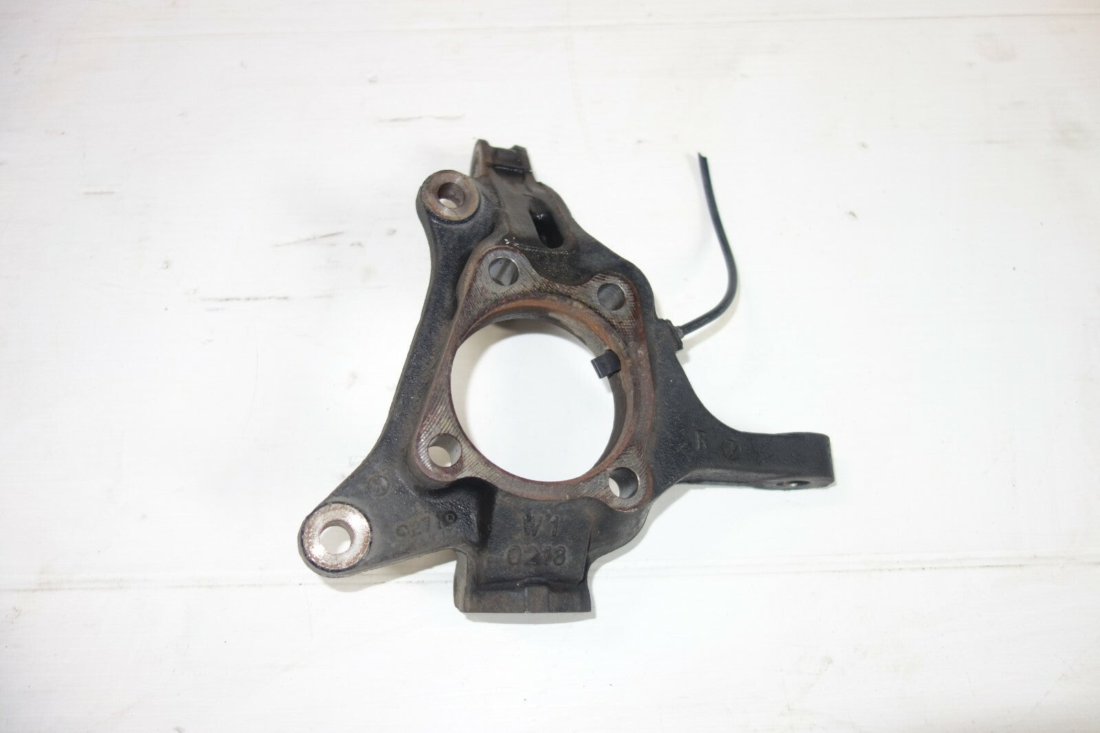 Subaru Forester Knuckle Spindle Front Left & Right 2009 2010 2011 2012 2013 2014