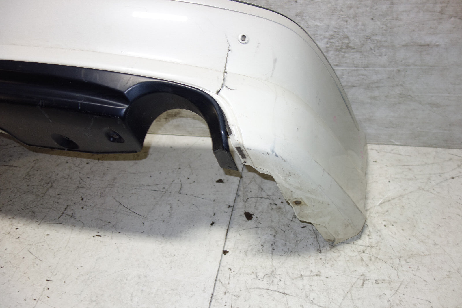 Acura RL OEM Rear Bumper Cover Modulo Lip Base Elite Sedan 4-Door 2005-2008 JDM