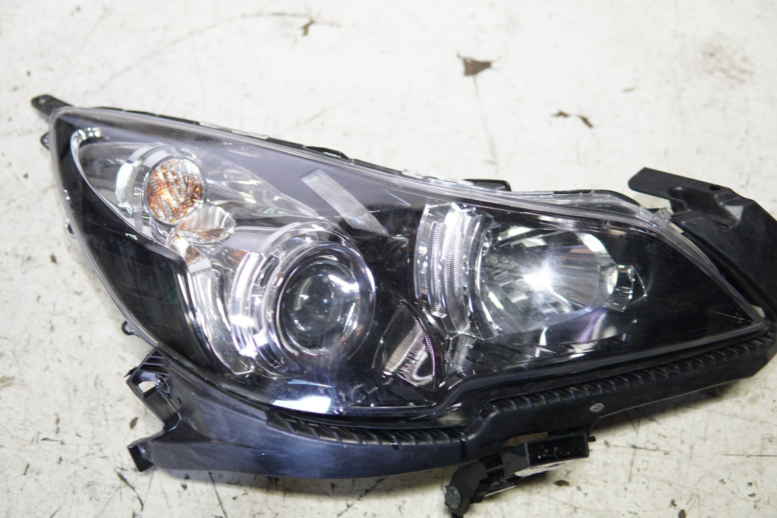 JDM 2010-2014 GENUINE SUBARU LEGACY OUTBACK OEM HID HEAD LIGHT LAMPS BRM BR9 BM9