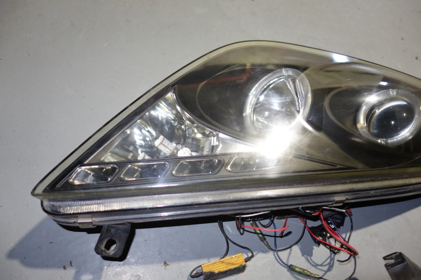 JDM 2000-2005 TOYOTA CELICA HEAD LIGHTS LEFT & RIGHT HEAD LAMPS 2000-2005