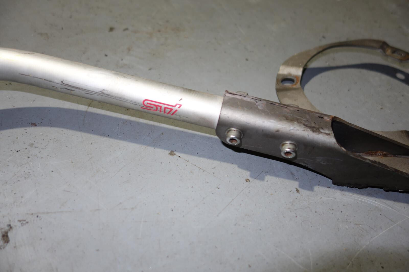 JDM Subaru Legacy Strut Bar Front Flexible STI Legacy 2005 2006 2007 2008 2009