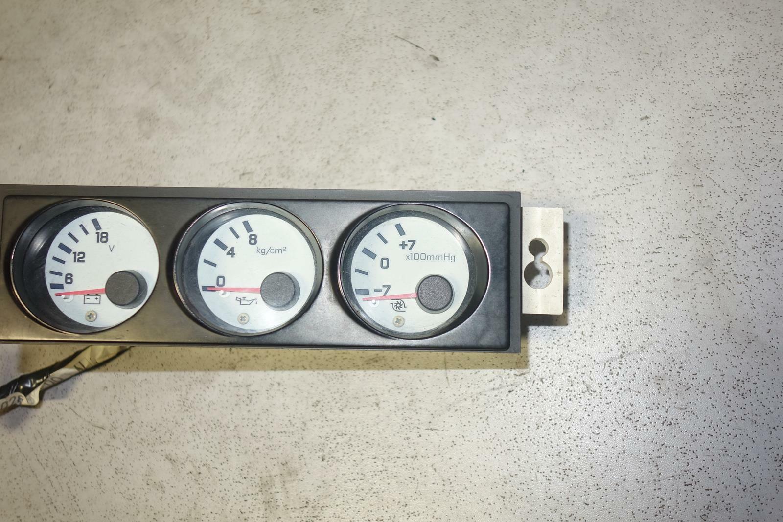 JDM NISSAN 240SX S14 SILVIA K'S KOUKI OEM TRIPLE WHITE DIN GAUGE 1995-1998