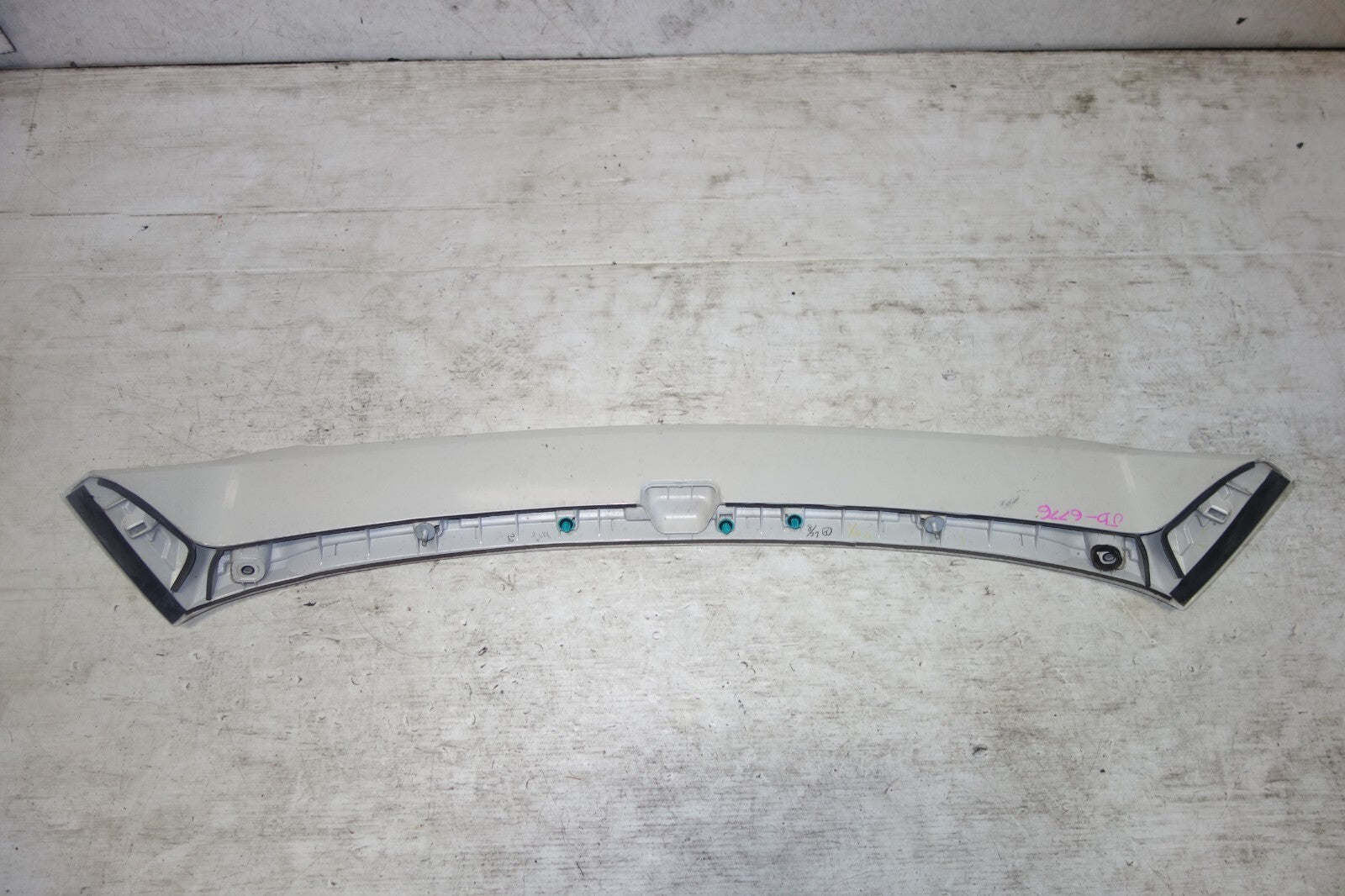 JDM SUBARU FORESTER SH9 OEM TOP SPOILER WING SH9 SH 2009-2010-2011-2012-2013