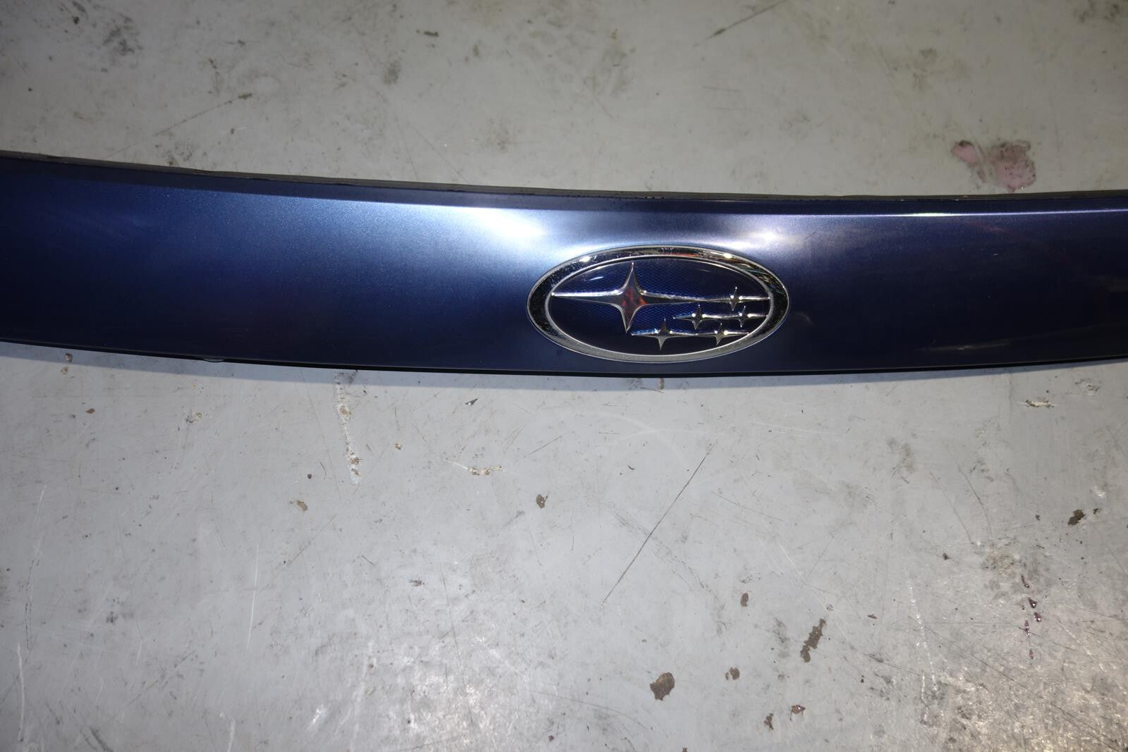 JDM Subaru Forester Rear Garnish 2009 2010 2011 2012 2013 SH5 SH9 Center Garnish