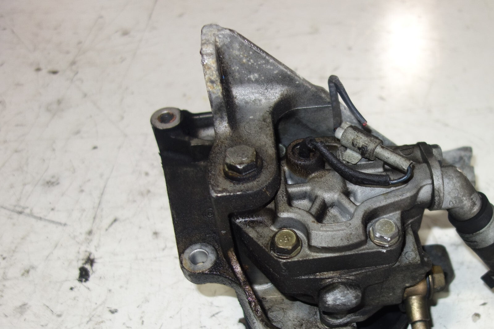 JDM Subaru Legacy B4 EJ208 EJ206 Twin Turbo Power Steering Pump 2000-2004