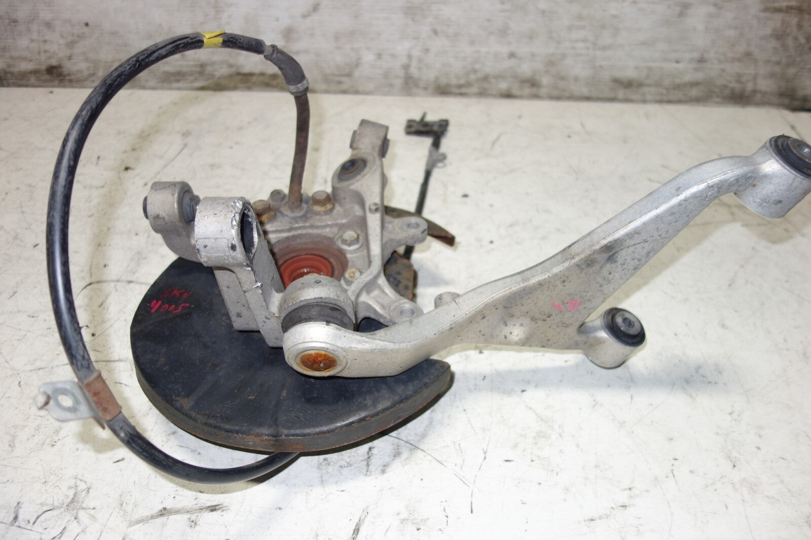 JDM Nissan 350z / G35 Rear Right Wheel Hub Spindle Bearing Control Arm 2003-2009