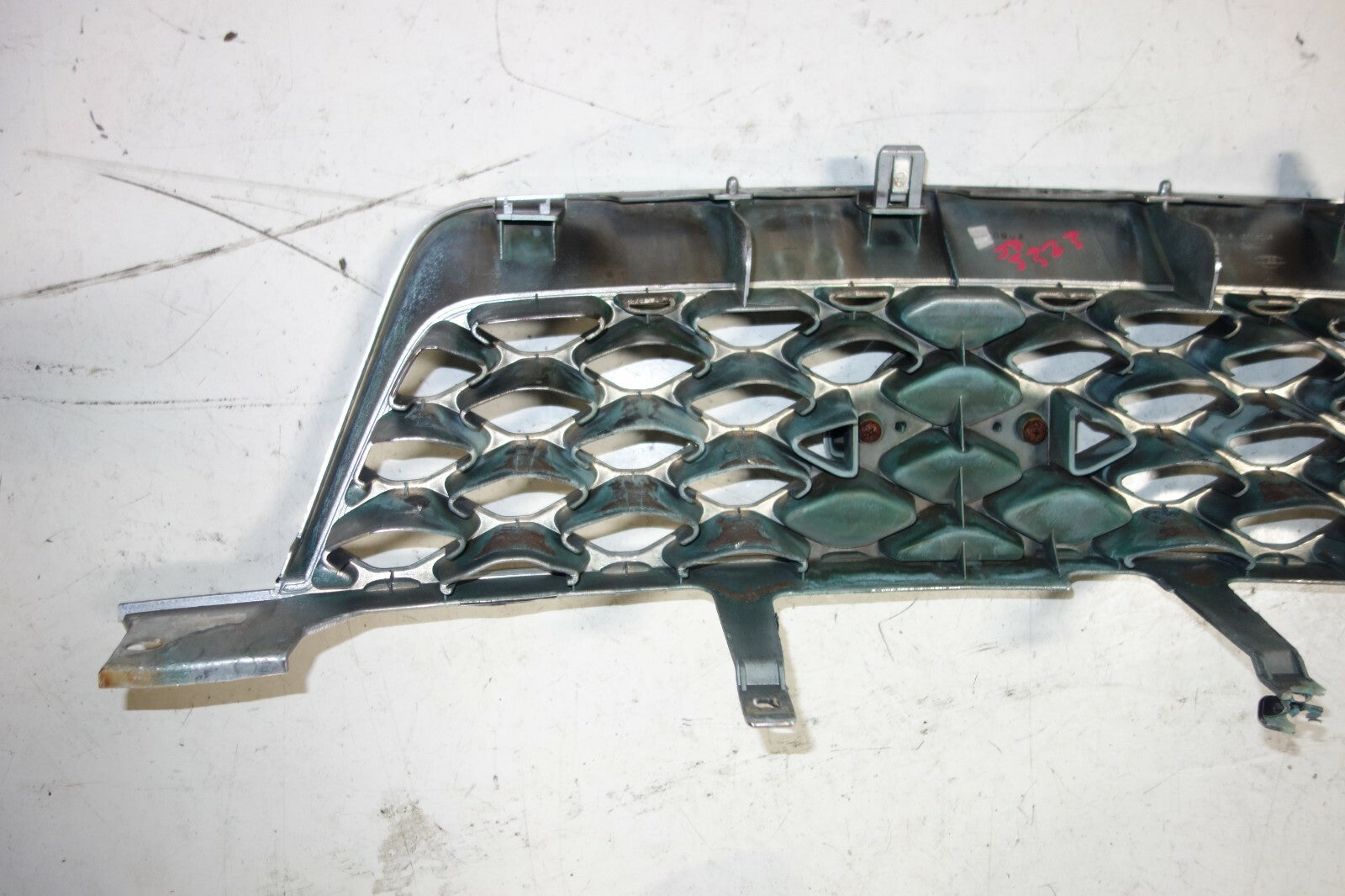 JDM Nissan X-Trail GT OEM Grille PNT30 Left & Right Japan 2000-2006